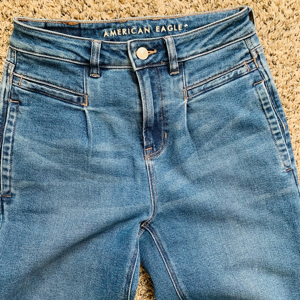 ‼️Sold‼️American Eagle Mom Jeans